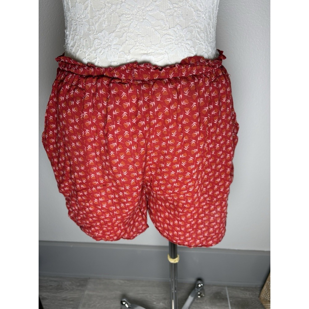DR2 Women M Red Shorts Cottagecore Floral Rayon Elastic Waist Pockets